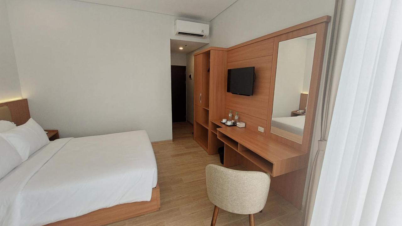 Ayman Syariah Hotel Surabaia Exterior foto